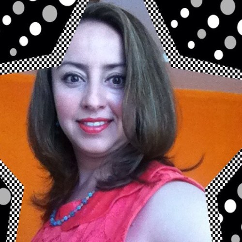 Administrador de Empresas, Especialidad Alta Gerencia y Mercadotecnia, Egresada EBC.