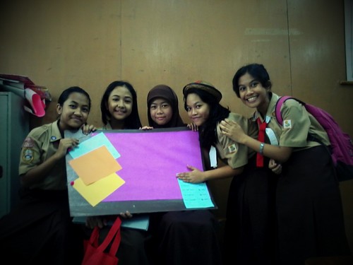 rectangles5's profile picture. Hi,we are Rectangles. @shafakiranaa @Shafdil @sekarumkinanti @Sherinandzz @ShaniaNov