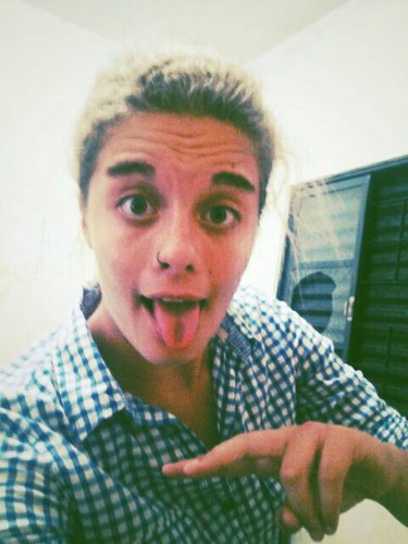 '' Eu não busco a perfeiçao em nimguem nao quero que busquem isso em mim... ''