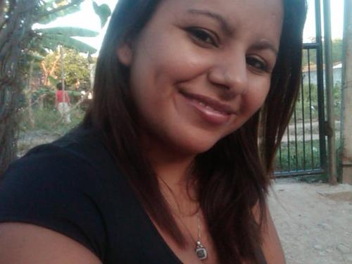 Soy una persona k creo en Dios x sobre todos las cosas y confio y dependo d el al 100%