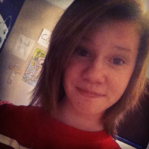 mollieclement14's profile picture. I little bit of honesty turns into fucking turtles!
Wut. 
.-.