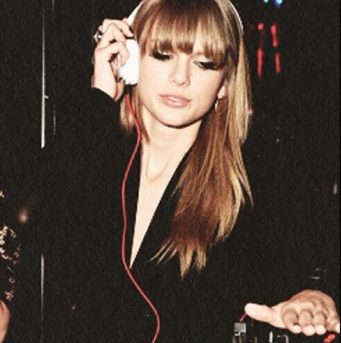 Just another casual guy, deeply in love with this girl named Taylor Swift