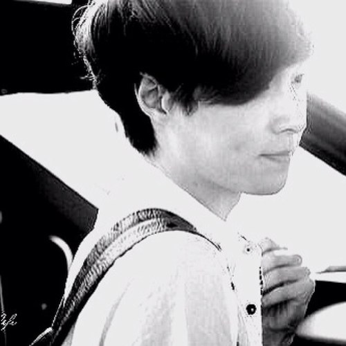 【NOT REAL EXO-M LAY BOT】ゆるれーいむにだ。フォロの時は@ちょーだい、お別れはブロックで。