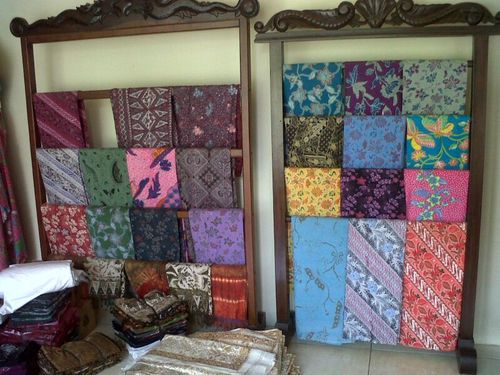 Hp : 081212217144/085640226475