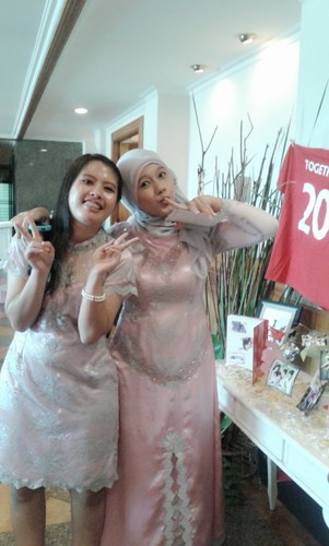 DiniFutaba's profile picture. 