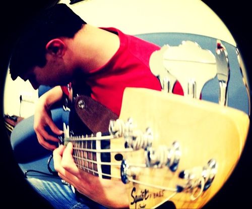 AlvMA_'s profile picture. 