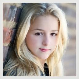 Huge fan of #dancemoms and beautiful #ChloeLukasiak. #teamchloe  I'm following back.
@chloedancer3 my inspiration!