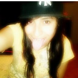 Sooy una persona buena Onda & asi :)))
ŜαпјúαпαČЯíŜРiп c(: