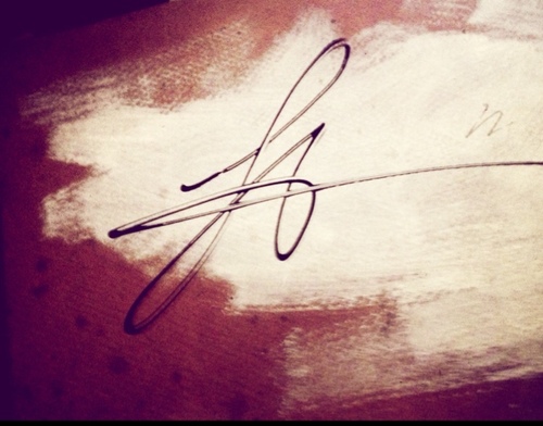 BelleNoiseuse's profile picture. Artist & Mother