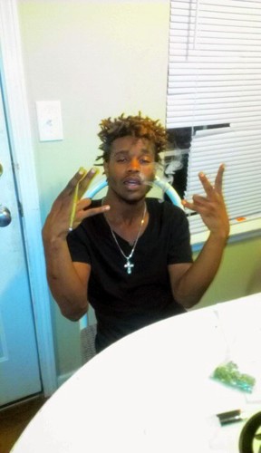 HOTTEST COMPOSER and ARTIST IN THE GAME FOLLOW ME on Instagram Egffrank Mixtape on https://t.co/0iPPTciEO9 Frank Eagle The Eagle Vol 1