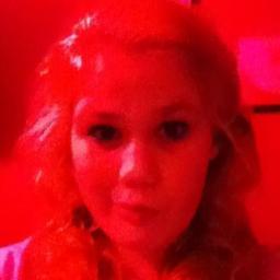 hello everyone follow me i have a great sense of humore and a bubbly personality x