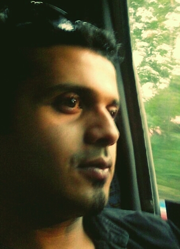 Dreamer. Haven't given up on the human race, yet. Lots to learn. Lots to achieve. Lots to give. Spread peace.