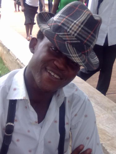 AmA_useful's profile picture. #Comedian #Islam #Aries #Arsenal fc  #Graduate B.Agric(Animal physiologist) #Actor #Script writer #Continuity manager #2A07DA30 #09033371427