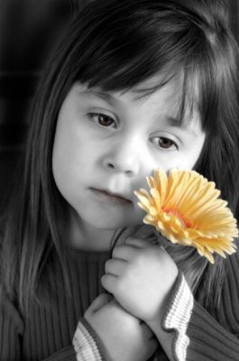 hoood2211's profile picture. أما عني : ف إني عالقة بهم روحاً وفِكراً.. #أمي بناتي ، مازن  #أهلي وعائلتي 💋