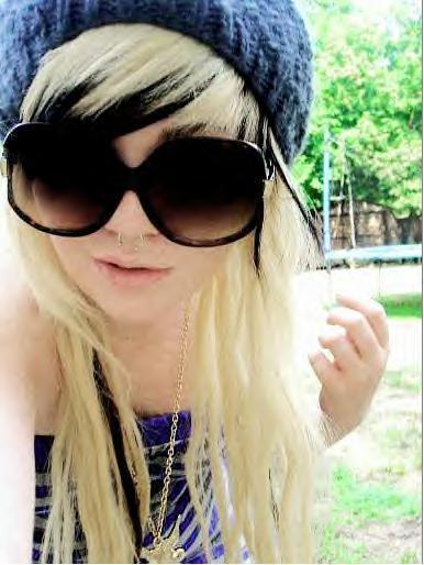 Emily1pttq's profile picture. 