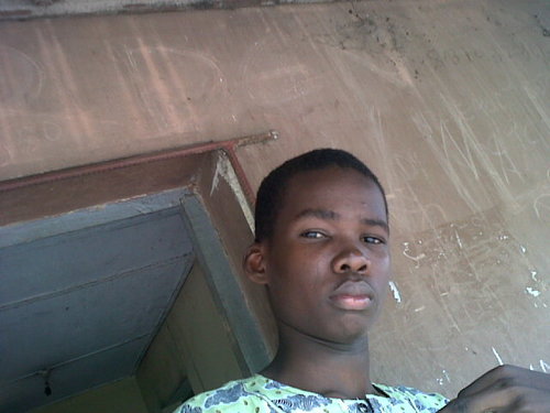 I am a special being born to REIGN.ITS ME AYOOLA