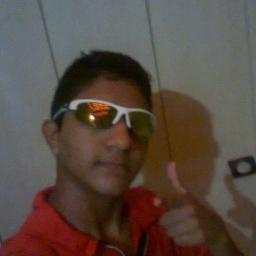 Humildade não é se declarar pequeno. Humildade é reconhecer suas forças e suas fraquezas e perante isso buscar o seu melhor.