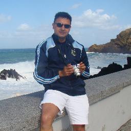 Geógrafo UCV. Creyente en los principios de Dios, del perdón, el trabajo de equipo y la planificación. Amante de los niños, los adultos mayores y los animales.