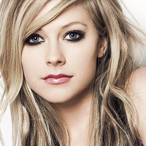 Nina Westings•People call me a Rock Goddess•21•Cousin of Tara and Kendra• RP•Single•