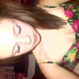 just a typical 15 year older reals;) ONE DIRECTION *eheem*