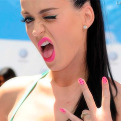 KatyIsTheDream's profile picture. Katy has been my teenage dream since 2010. I talk to my posters. How embarassing.
