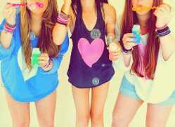 HeeiiHooii , Hier Is Swaggzoooii ! Wij Tweeten Swagg Dingen ! Follow Ons En Je Hebt Swagg 3