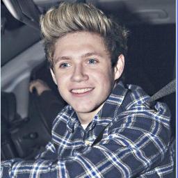 Directioner Forever :D I Love NARRY :D Yo soy rara, dirferente y talvez algo especial... Sigueme y te sigo :)