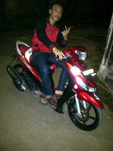 faisalharji's profile picture. I wanna be like you,your happy is my happyyou are my idol and my inspirate you always in my heart I love you @dahsyatnyaolga