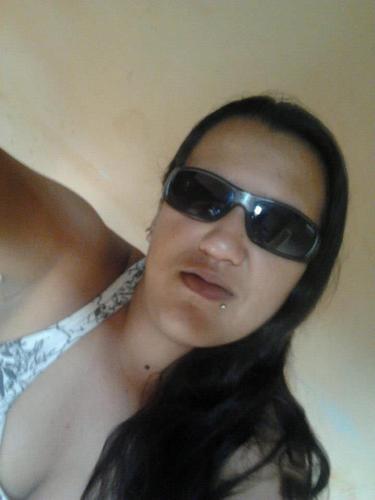 morena olhos castanho cabelo preto