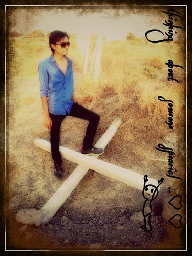 rajparekh13611's profile picture. attitude is mah habbite, i can't change it..!!!º_º