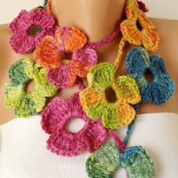 Magic who we are? Scarf and winter!!!! Coton and summer!!!