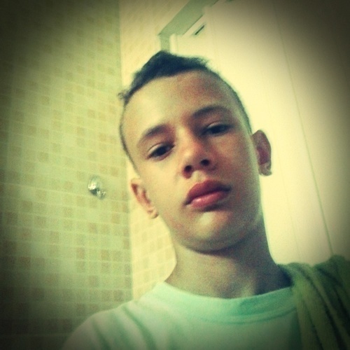Hey there, I'm Brunno Freitas and I act.
At the moment I live in England but occasionally spend a season in Turkey with my parents.