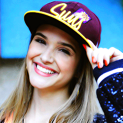 A vida é feita de ironias do destino , Assim será os fatos da vida mais Ironicos nós tweets 
                #Retweent e #Favorite ♥
