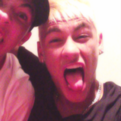 `` escrevo neymar no pulso ´´