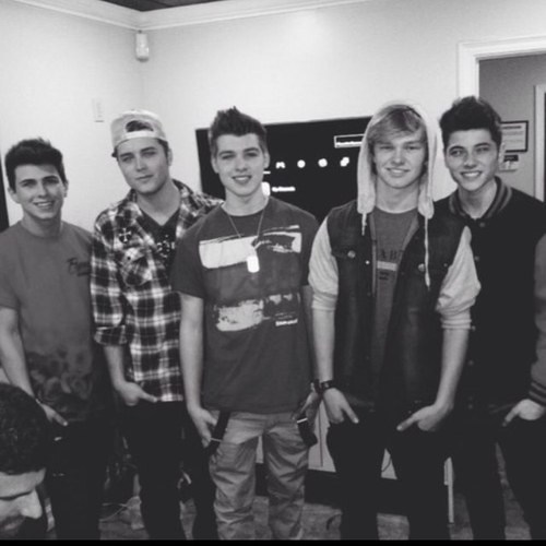 Here to support @boybandproject 

BOY BAND PEOJECT TO BOSTON PLS