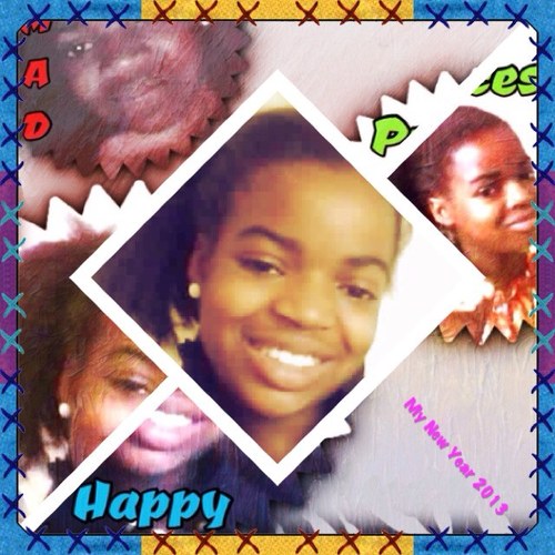 LOVE DOIN MEH AND KEEPIN IT 1000 .......TALK ALOT ........CRAZY BOUT MY SIIS ......AND LOVIN LIFE