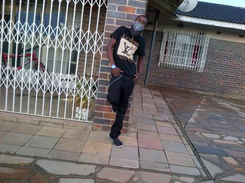 A RAPPER AND SONG WRITTER TINY CLASSIFIED ADs RECORDs ( _T-C-A-_) @blackboymadam
