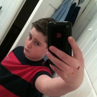 GavinCharlie's profile picture. We all hate JB y i love him he's great