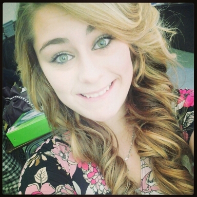 Sophomore* 16 yrs* Richtoonn* Single*