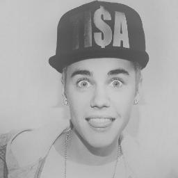 I'll never judge you 'n i'll never judge my idol.
'Love didn't make u weak,it made you stronger that anyone i'd ever met.And i realized I was the one was weak'