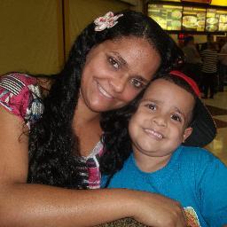 Sou uma Pessoa Muito legal e sincera amo minha linda familía ,meu filho meu esposo e amo louvar ao meu meu Deus dono da minha vida.