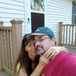 CostaRicaConnec's profile picture. Expertos en todo sobre Costa Rica, especialmente el cafe; thats right, we're experts in everything Costa Rica, especially coffee...