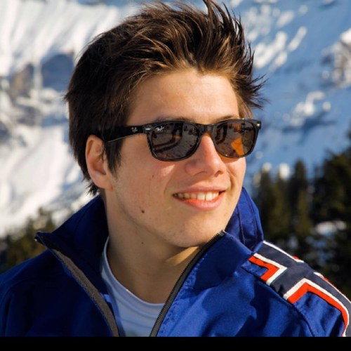 28 y.o|Married
I'm a content manager in the #web3 world
In my free time I like to go #swimming 
A surgeon-cardiologist by training
#Bitcoin and #Dogecoin Holder