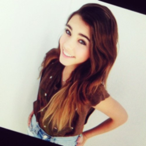 MadisonBGang's profile picture. The world is ugly but youre beautiful to me