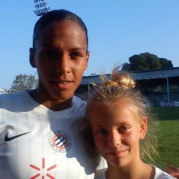 J'adore le foot♥Je veut devenir footballeuse pro♥