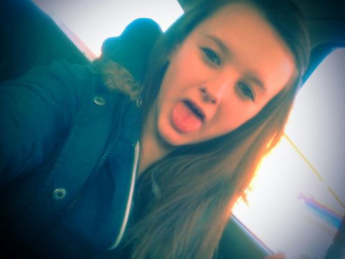 follow me n i will like follow you back ayya xxxx