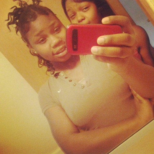 Jst made a new twitter so follow mhe n ill follow bqk