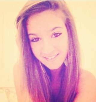 Hii :) i'm 13, Emis killa ❤ club dogo❤selena gomez❤