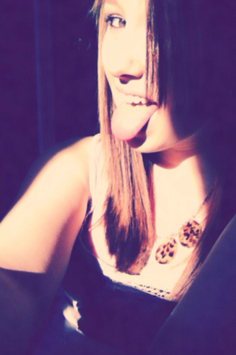 wnicole_xo's profile picture. follow me, I follow back. #TeamTaken. 9.28.12 :)