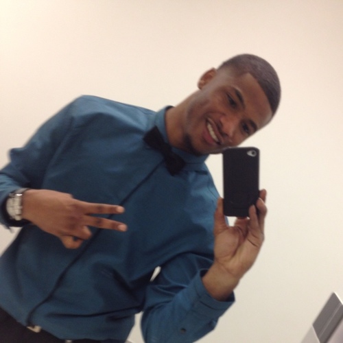 self employed Ceo of Vsmarketing .....I rap(Recording Artsist Promoter)